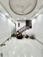 sát lò đúc-6 tầng thang máy,ngõ nông thẳng-43m-hơn 12 tỷ