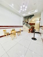 xe hơi ngủ trong nhà cho thuê 3pn và kinh doanh có nước nóng năng lượng mặt trời phan huy ích