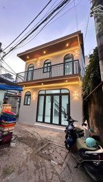 bán nhà mới xây sửa lại sạch đẹp - 56m2, 2pn, 2wc, full nội thất giá 4.75 tỷ, bớt lộc