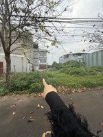 bán lô đất kẹp cống 1,5m - mặt tiền đường trần quang long - vị trí đẹp đoạn giữa ngã 4 và ngã 3