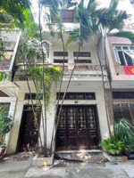 bán đất ngõ 1194 đường láng, 66m2, mặt tiền 5,6m, phân lô, ô tô tránh, tặng nhà cũ 3 tầng