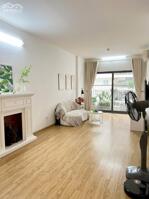 Bán căn hộ chung cư Central Point - 219 Trung Kính 70m2 có 2PN - 2WC tầng trung, giá 7.5 tỷ