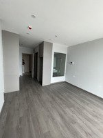 chính chủ bán căn studio toà b tầng cao view biển giá 1.2x tỷ 