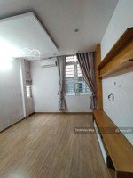 cho thuê nhà 6 tầng ngõ 381 nguyễn khang, yên hòa, cầu giấy dt 30m 6t 3 pn 14 triệu