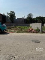 bán đất mặt tiền cây da xề đông hòa dĩ an giá bán: 4 tỷ 850 triệu (thương lượng)