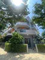 bán góc hoa hậu lovera premier, 20 tỷ vnd, 272m2, 5pn + 6wc, đường trịnh quang nghị, xã phong phú