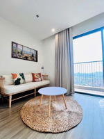 cho thuê studio tầng trung, full nội thất, view thoáng, vào ở ngay hỗ trợ tạm trú miễn phí