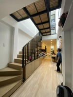 bán nhà riêng tại lê văn duyệt, 8 tỷ, 60m2, 2pn, 2wc, hẻm rộng xe hơi vào, sổ hồng đầy đủ.