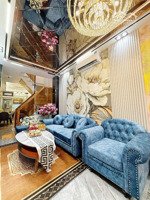 bán nhà riêng chính chủ tại phố chùa quỳnh. trung tâm hbt