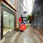 bán nr - thạch bàn long biên - ôtô đỗ cửa - dân xây - nở hậu 2 thoáng - dt 43m 4tầng giá : 8,1tỷ tl