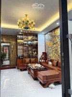 15 tỷ nhỉnh có nhà đẹp huỳnh thúc kháng 35m*6t mt4.2m phân lô vỉa hè, ô tô tránh, 2thoáng, kdoanh