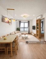 bán căn hộ view hồ chung cư samsora premier - dt:61m2 + 2pn tầng đẹp, full nội thất chỉ nhỉnh 5 tỷ