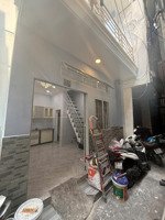 bán nhà 875/ trần hưng đạo q.5 - 2 lầu +2pn+3wc ( 2.95 tỷ )