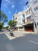 bán nhanh lô đất vuông vức mặt tiền bình hòa 15 đối diện dãy biệt thự view sông