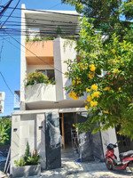bán nhà 3 tầng luxury mới xây đường 7.5m , khu dân trí cao, hoà xuân cũ, tp đà nẵng