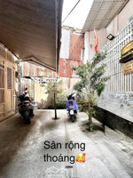 nhà hiếm ngang 5.2m2-đ. nguyễn khoái, hướng đi tôn thất thuyết, bến vân đồn, hoàng diệu qua q1,q8 .