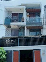 căn hộ dịch vụ dòng tiền 6,8 x 18 có 11 phòng thu nhập 20tr/tháng . chỉ 4,6 tỷ