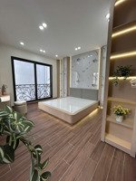 phố cổ siêu hiếm nhà mới thang máy ngõ nông gần phố 100m ra mặt phố lò đúc tiện ích ẩm thực phố cổ