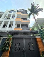 kẹt tiền bán gấp căn phan ngữ-quận 1 giá 5tỷ380/80,5m2. thông ra điện biên phủ. cho thuê 27tr