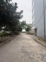 bán đất phân lô tđc liên ninh, thanh trì ô tô tránh nhau, vỉa hè thoáng trước sau hơn 6 tỷ