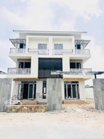 biệt thự centa riverside - vsip chỉ 61 tr/m2 đất. kh vào 30% còn lại 70% ân hạn 18 tháng lãi gốc