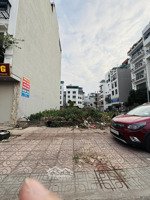 bán gấp mảnh đất view hồ đường 25m tđc ngọc thụy, 70m, 2 thoáng, kinh doanh, văn phòng, 