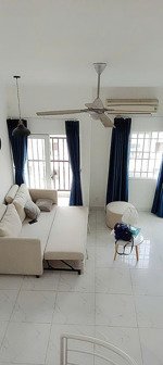 bán căn penthouse hưng vượng 1, dt 123m²,full nội thất, đang có hđt 15tr/tháng