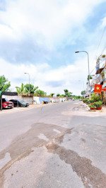 bán căn nhà 1t1l (hoá an củ). dt: 4x17=68m2. giá: 3tỷ950 đường nhựa 14m+ vỉa hè 4m. hướng