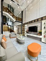 nhà có thang máy, sát bên cụm trường học và ubp, dt:4mx20m, lửng, 3 lầu, 4pn, hướng đn, 8.45 tỷ