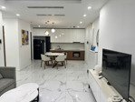cho thuê sunshine city - 105m2, 3 ngủ full đẹp , 19 triệu, có slot ôtô. lh o/971.342.965