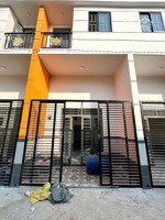 mở bán căn nhà lầu siêu vip đã hoàn thiện đc 95% oy ạ toạ lạc: chợ đồn cây dương - thị trấn đức