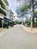 hẻm 6m thông đối diện công viên đường lũy bán bích dt 4mx20m 1 lầu giá 8,9 tỷ