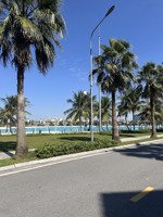 biệt thự 150 m2 gần hồ, xd lớn 77 m2/ sàn, căn thô, giá tốt 33 tỷ