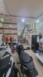 nhà 3 tầng mỗi phòng đều có ban công& wc riêng_ hẻm đẹp chỉ 3.3 tỷ