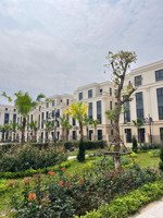 bán liền kề ngôi sao - vinhomes cổ loa 80m2 hướng đn, đối diện công viên, giá 38.5 tỷ bao phí.