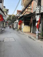 toà ccmn 9 căn hộ thang máy ngõ oto 7 chỗ thông,