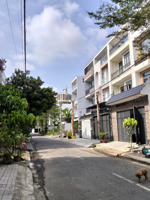 mặt tiền trịnh quang nghị kdc phú lợi - 4 tầng btct - dt 5 x 22 - chỉ 8 tỷ 8 - đường bàn cờ xây đẹp