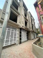 bán nhà phụng châu, chương mỹ - trung tâm - 4 tầng mới đẹp - giá 3,3 tỷ - gần chợ