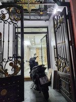 vị trí đẹp tại tt hai bà trưng - 10m ra phố - nhà xây mới có gpxd- 6 tầng thang máy - 2 thoáng.