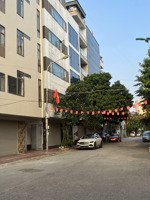 bán nhà ngã tư vạn phúc 42m 5t đủ công năng, ô tô đỗ cổng. giá 7.2 tỉ