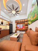 nhà đẹp gần phố minh khai, hai bà trưng 39m, 5 tầng, mt 4.3m, giá 8.29 tỷ.