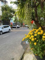 bán lô đất kiệt oto cách 100m ra đường hoàng sa mặt biển