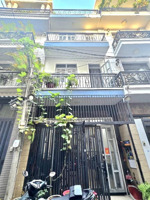 bán nhà 4 tầng- xe hơi chạy tại lê văn lương, 6 tỷ, 44 m2, 4 phòng ngủ, 2 phút tới lotte