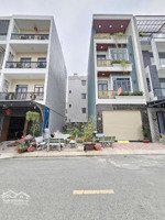 bán nhanh đất kdc phú hồng thịnh 10 tiện xây nhà đẹp kdc dân trí- còn tăng gí tốt 