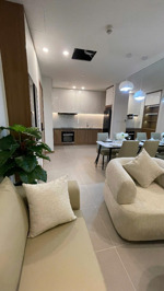 bán căn hộ hạng sang full nội thất, đang cho thuê dài hạn giá cực tốt