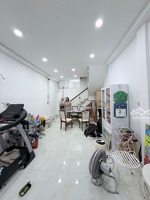 bán nhà đường nguyễn kiệm phú nhuận - 45m2 - 10.5 tỷ - hẻm xe hơi ,