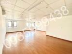 Cho thuê văn phòng 55m² gần Phạm Văn Đồng giá 12 triệu, LH: 0935 999 438