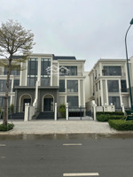 bán biệt thự đơn lập khu ngoại giao đoàn mặt tiền rộng 20m