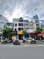 mặt tiền tân sơn nhì 4x15.7m nhà 4 tấm giá 17.5 tỷ