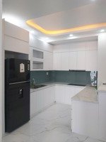 lavida plus 2pn 80m2 cho thuê giá 16tr đầy đủ nội thất view đẹp. lh xem nhà 